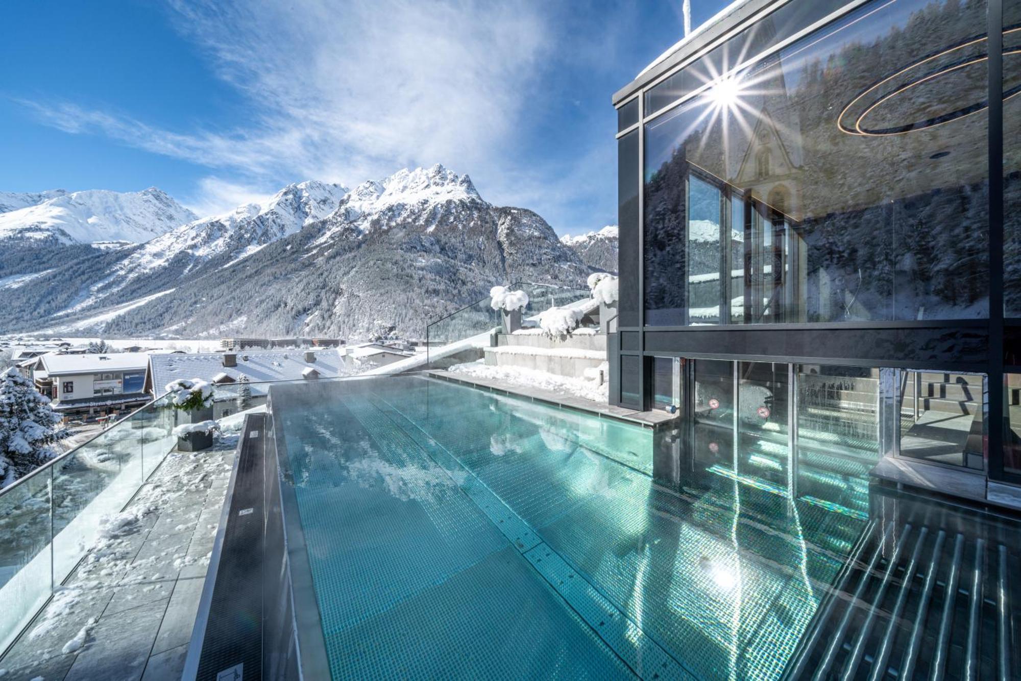 Stern Hotel 4*